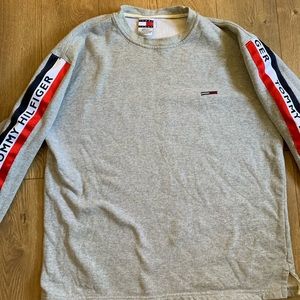Vintage Tommy Hilfiger sweat shirt